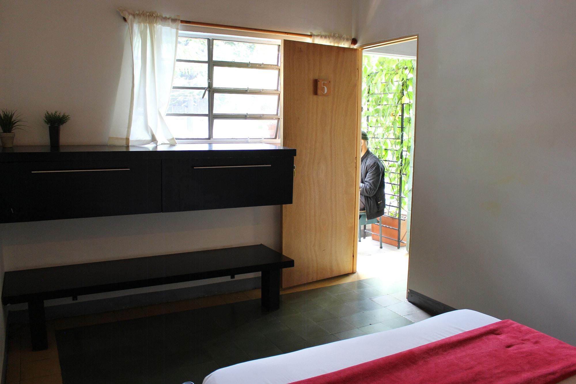 Hostal Casa Estacion Medellín Eksteriør billede